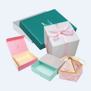 Luxurious Custom Presentation Boxes