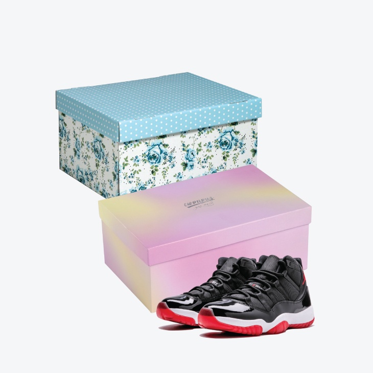 Custom shoe boxes