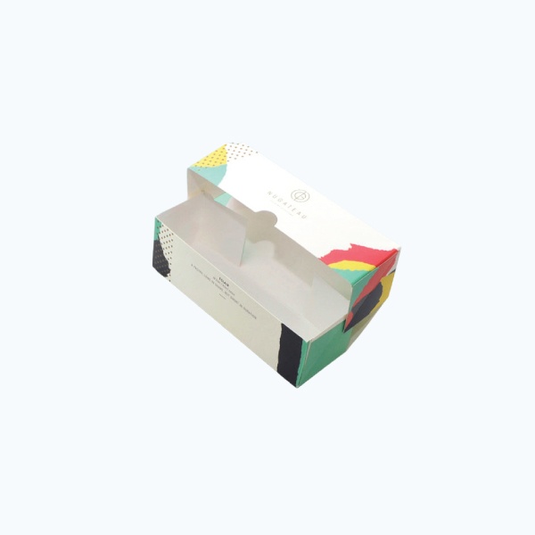 Four corner cake boxes