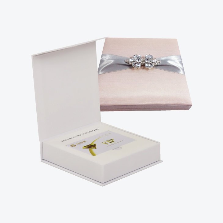 Luxury boxes wholesale